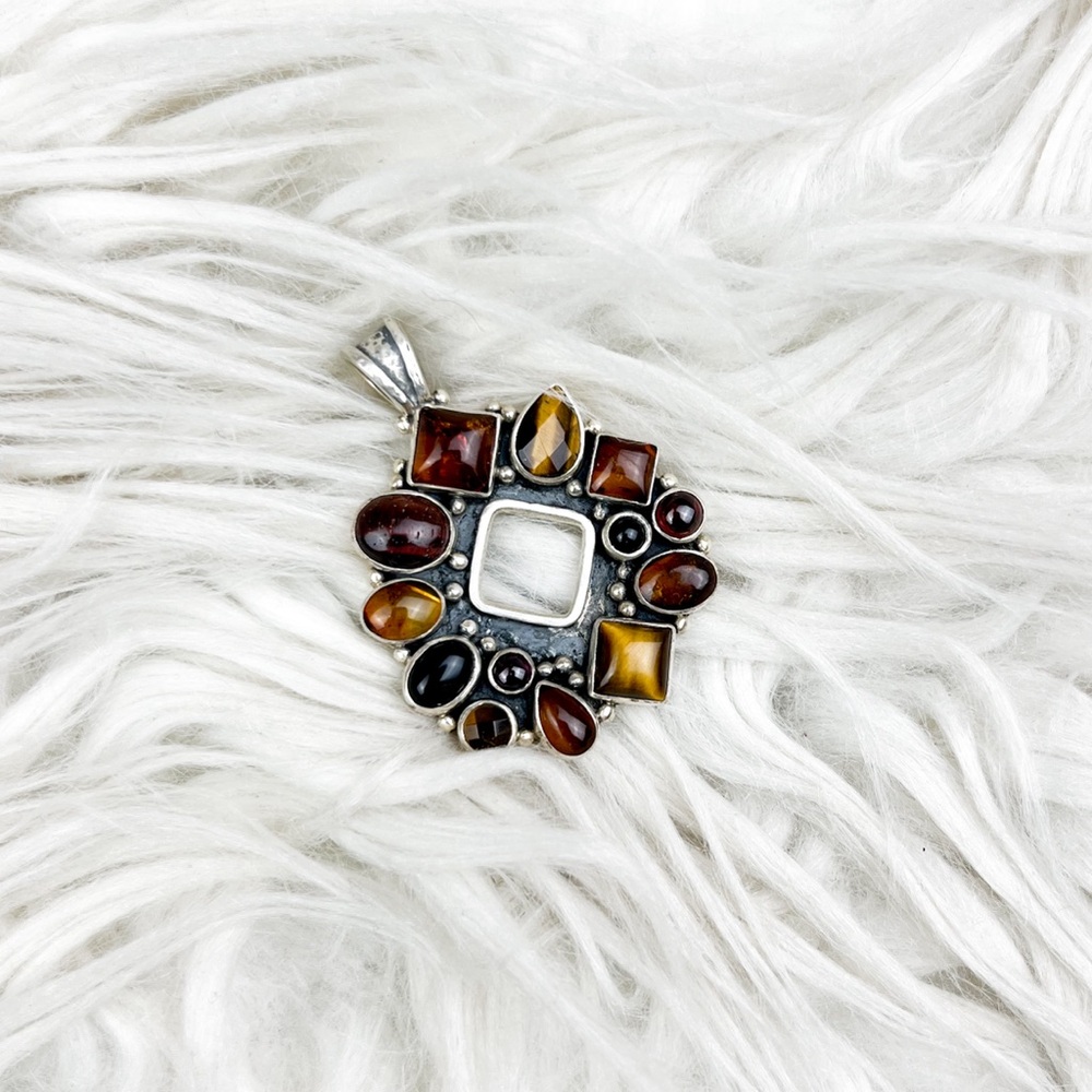 Handcrafted • Sterling + Gemstone Wreath Pendant